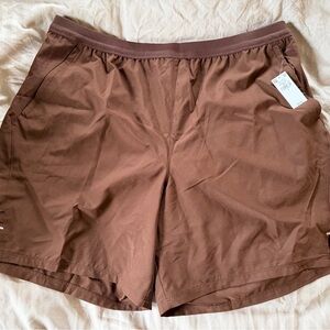 NWT Old Navy Men’s Performance Shorts - brown, L